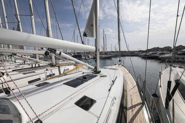 Bavaria Cruiser 46 Style - 4 cab. Studio 963